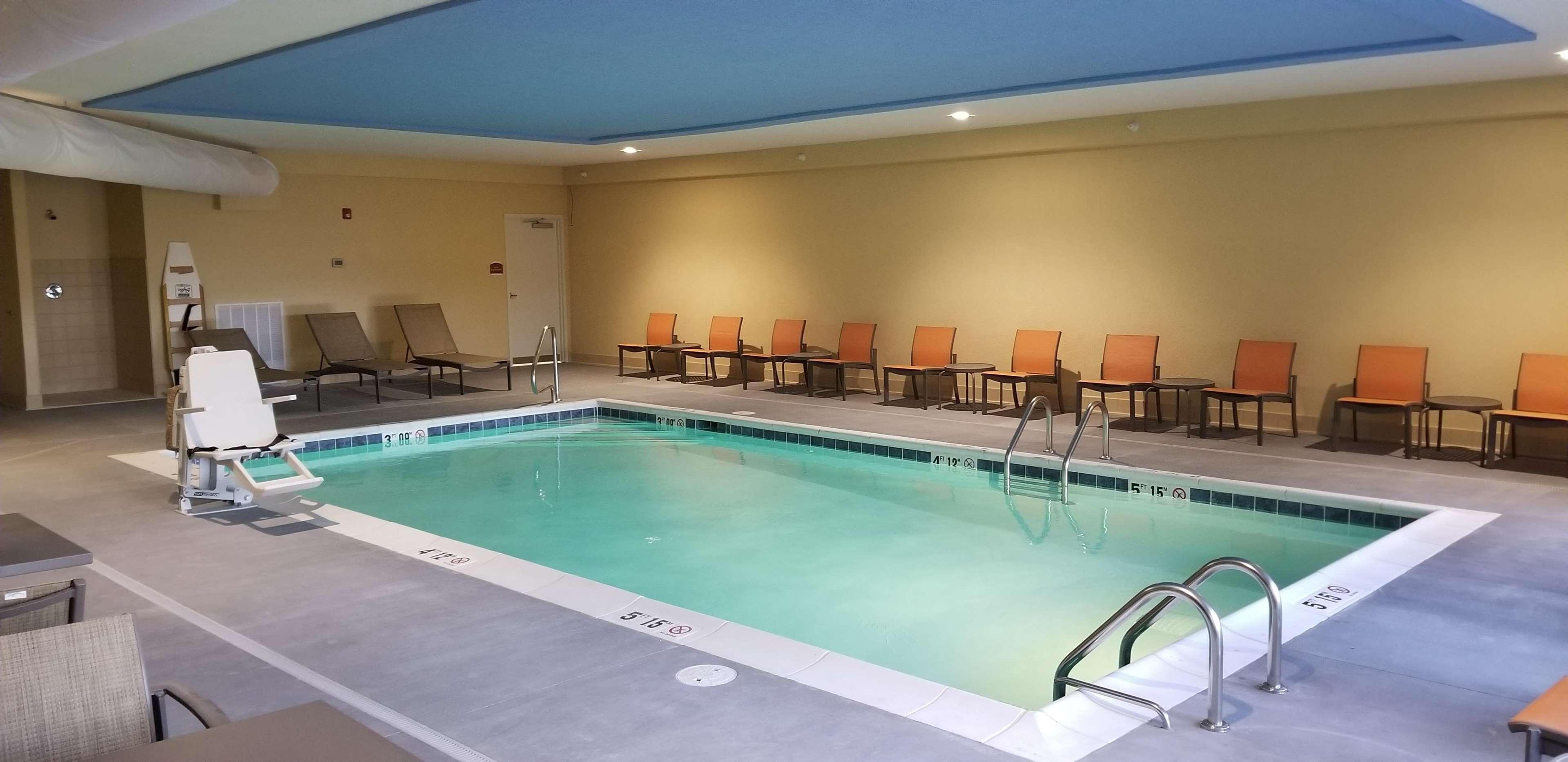 Best Western Plus Elizabethtown Inn & Suites Buitenkant foto