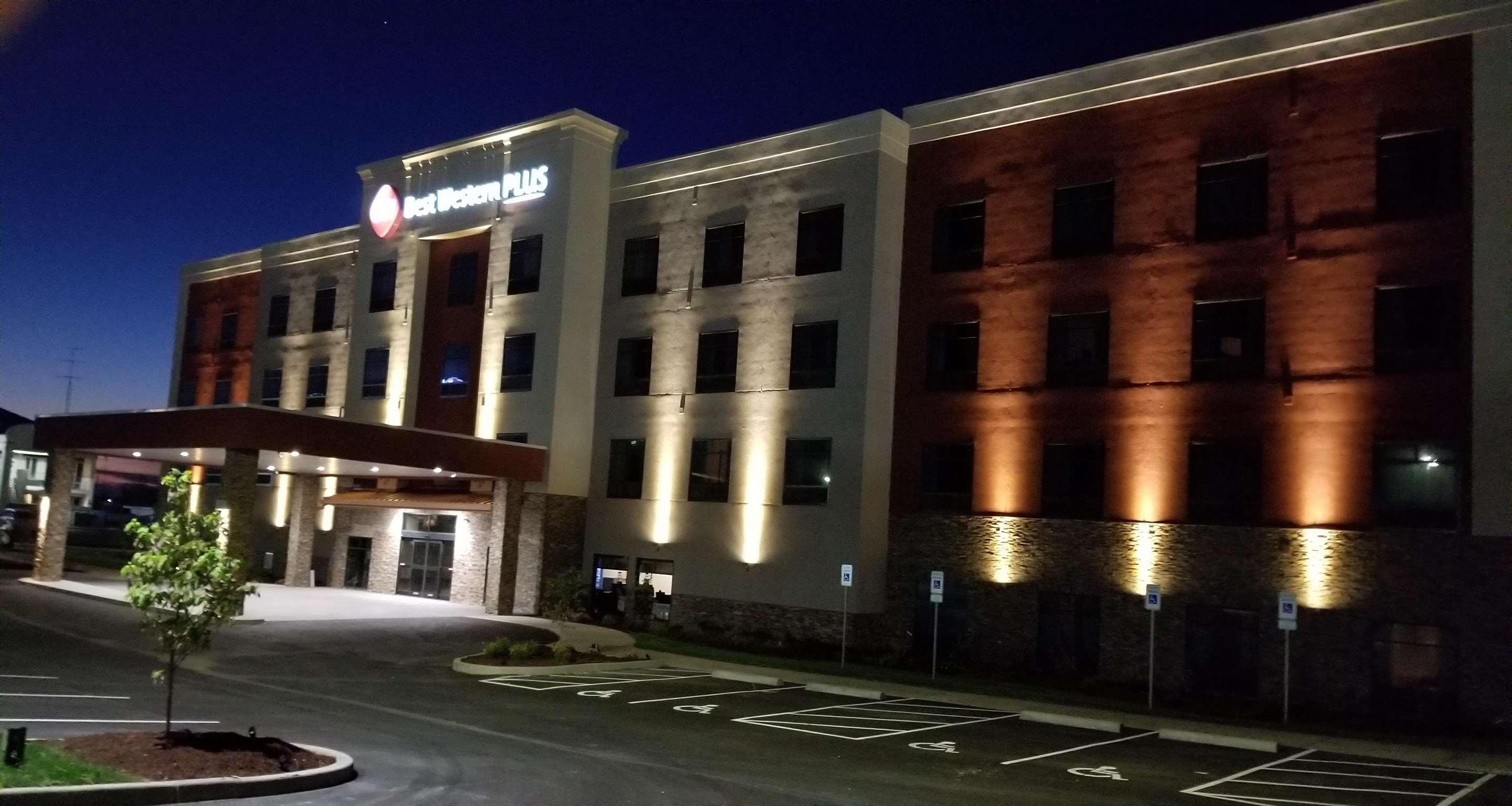 Best Western Plus Elizabethtown Inn & Suites Buitenkant foto
