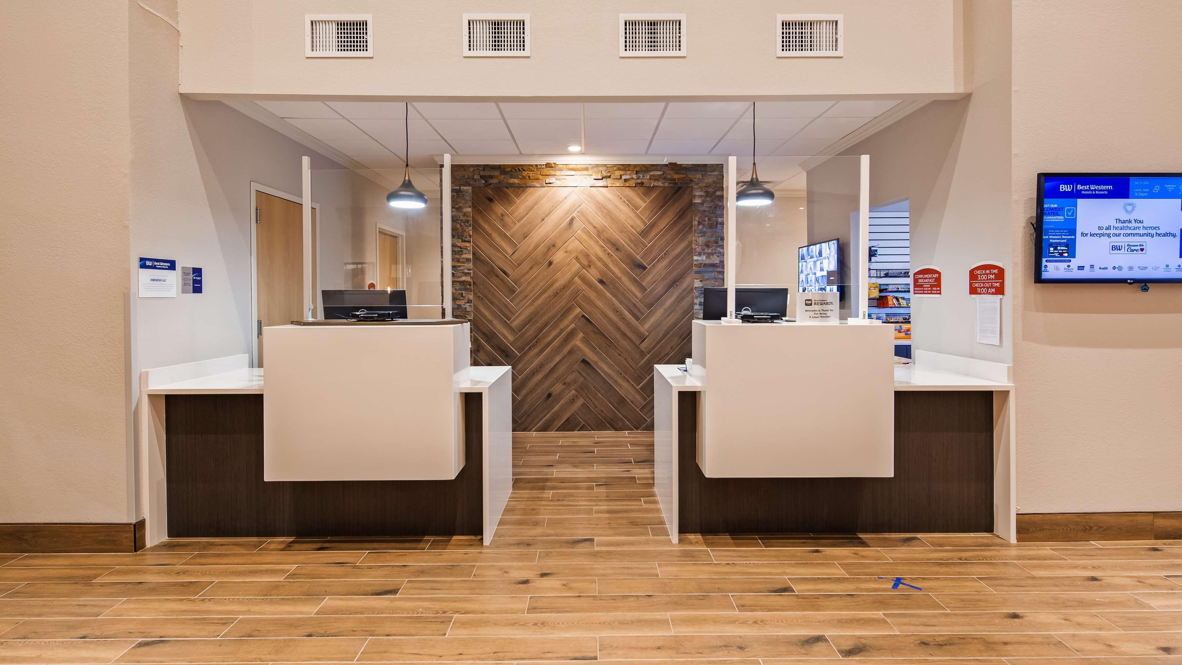 Best Western Plus Elizabethtown Inn & Suites Buitenkant foto